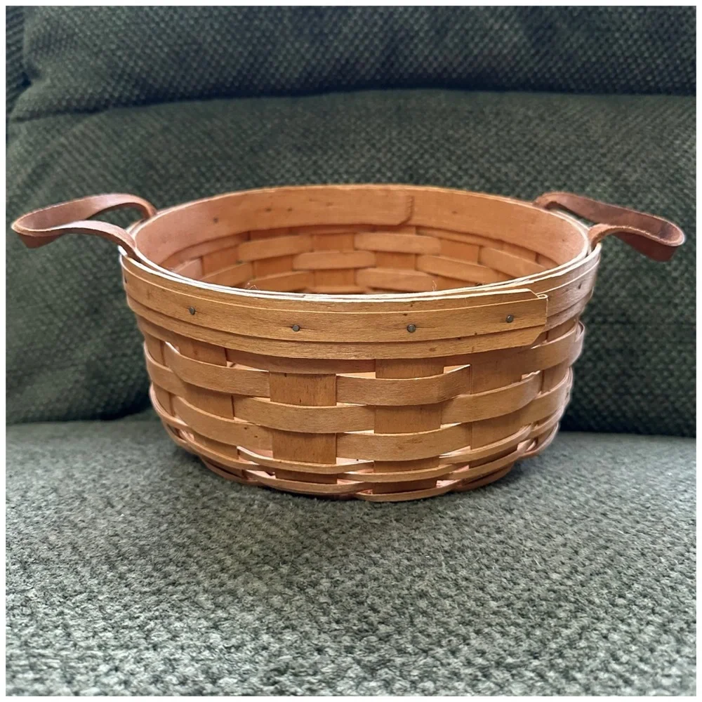 Longaberger Round Basket 10” - Picture 8 of 15